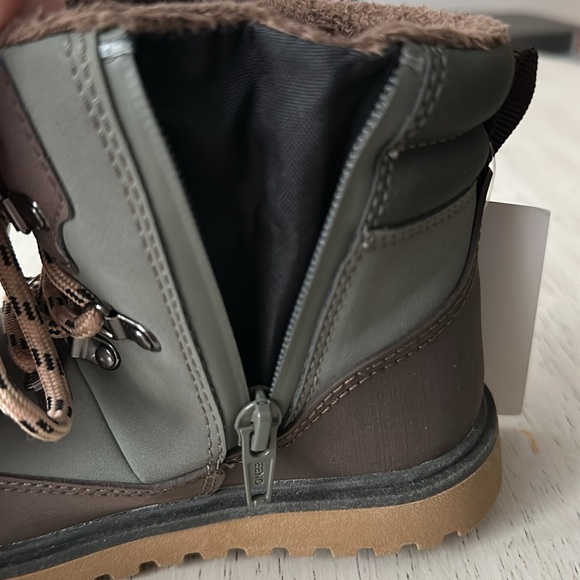 H&M waterproof laced boots size 11 toddler - Picture 7 of 8